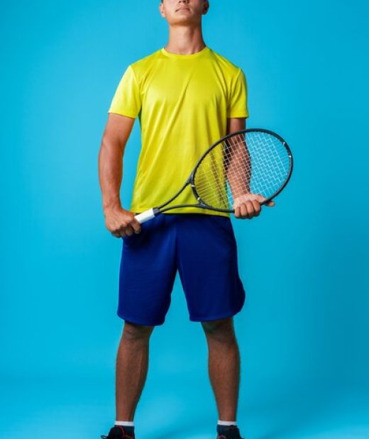 retrato-estudio-longitud-completa-jugador-tenis_93675-92732